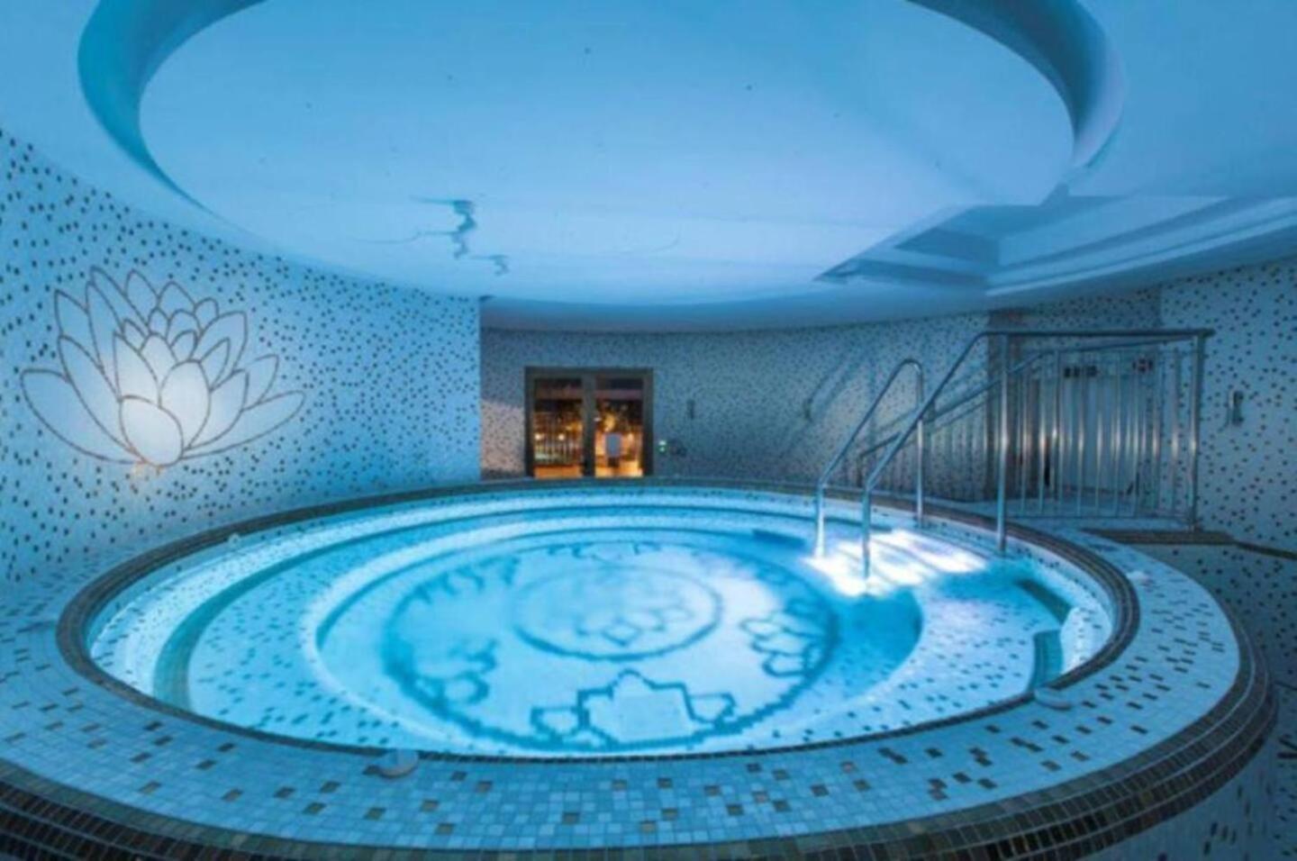 גיברלטר Urban Oasis At Luxurious Ocean Village מראה חיצוני תמונה